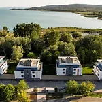 Fuzliget2- Skiff Apartment *